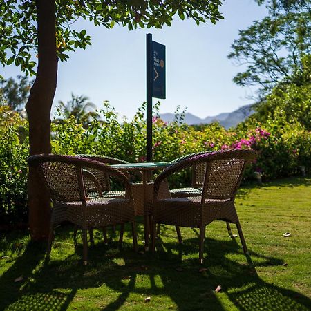 Golden Fields Resort Mulshi Eksteriør billede
