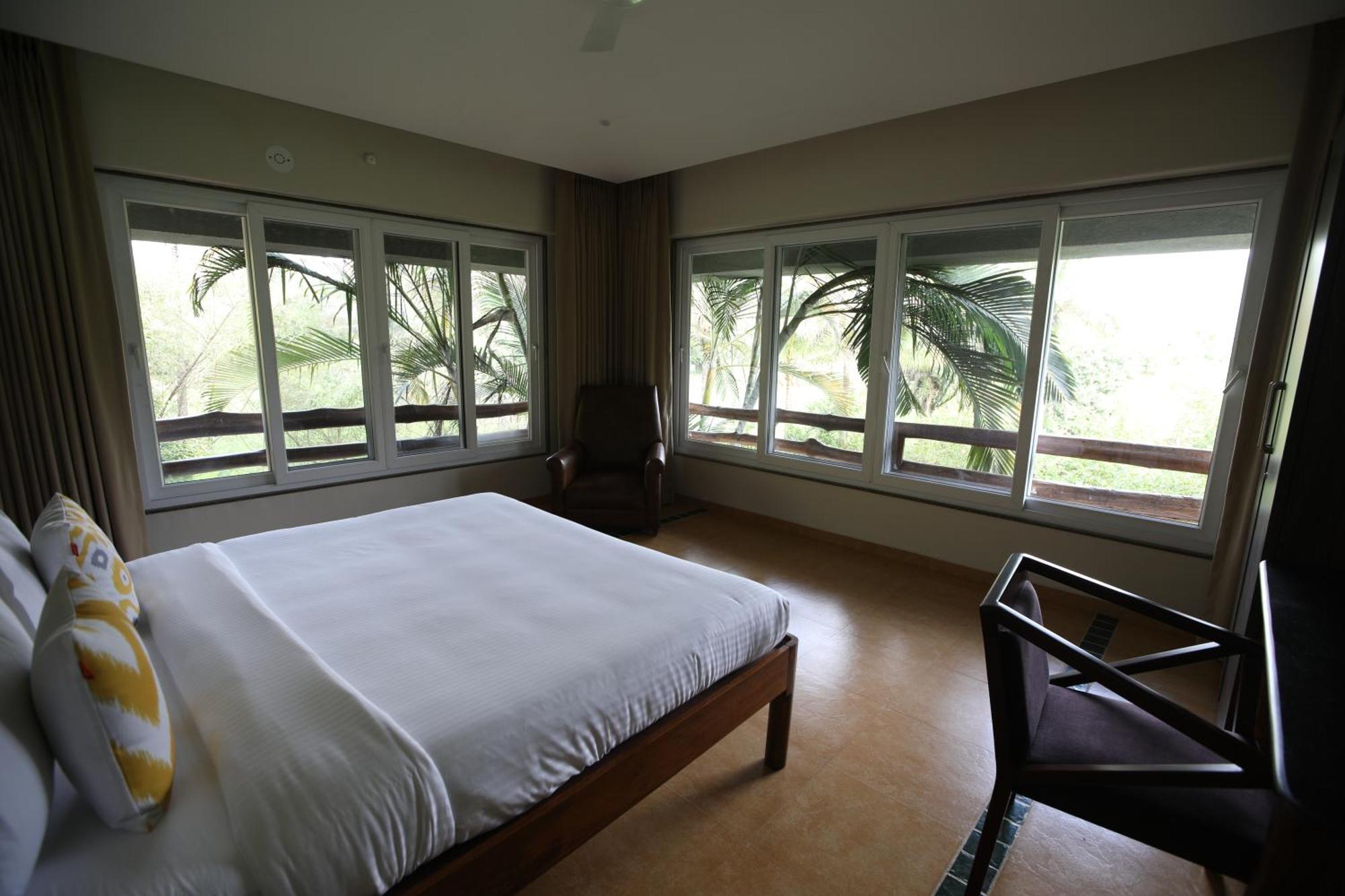 Golden Fields Resort Mulshi Eksteriør billede