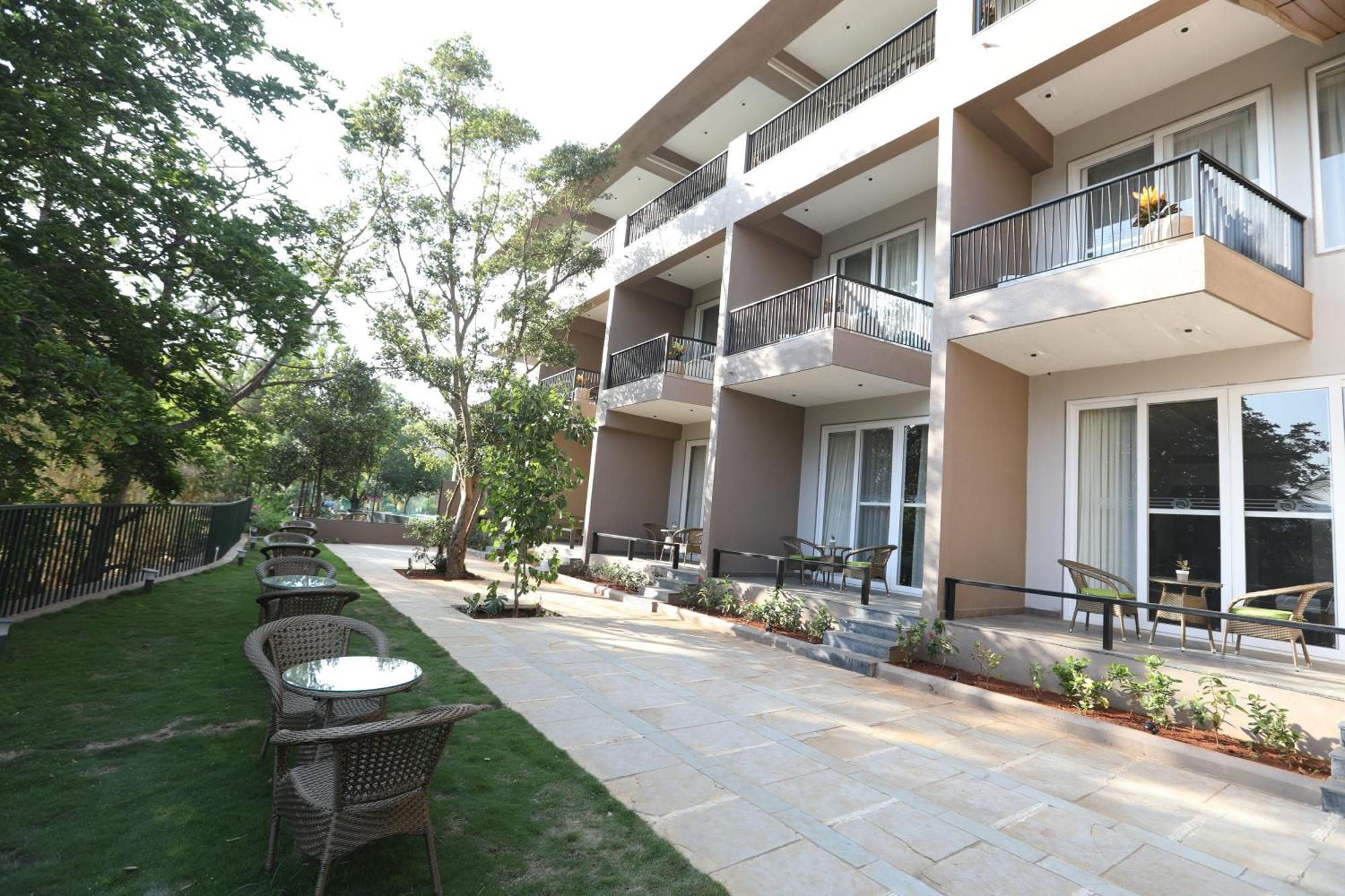 Golden Fields Resort Mulshi Eksteriør billede