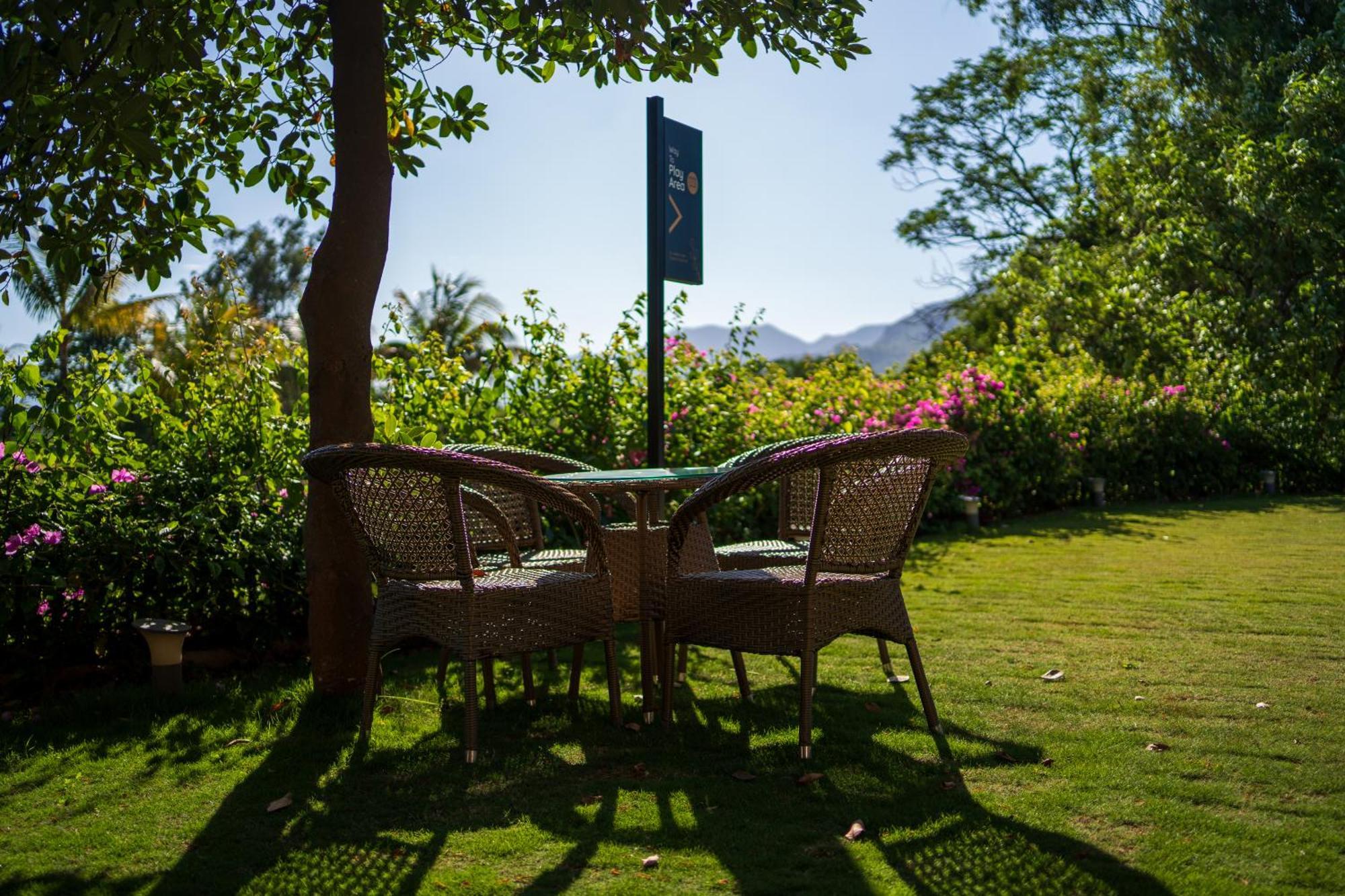 Golden Fields Resort Mulshi Eksteriør billede